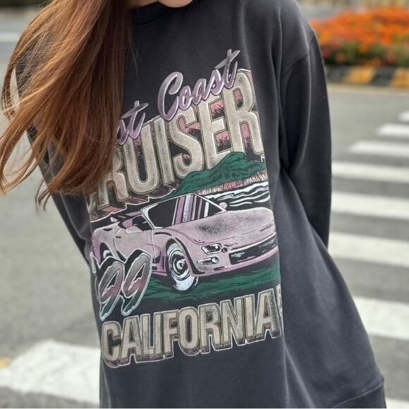 Hollister Gray West Coast Cruiser Sweater - M - EUC - Picture 1 of 6